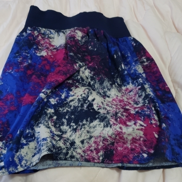 Dynamite High Waisted Skirt - Picture 3 of 4